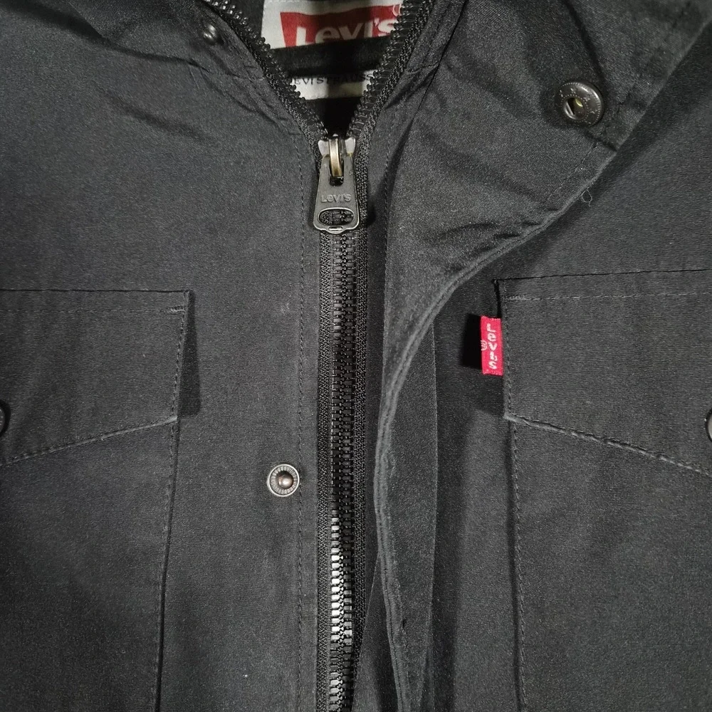 Levi's Mens Large Black Hooded Rain Jacket Lightweight Windbreaker Full Zip... - Picture 3 of 10